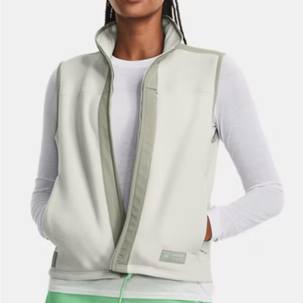 Under Armour fleece vest Womens M